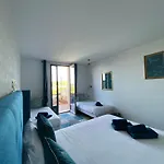 Bien-etre Aux Cypres De Hotel 3*
