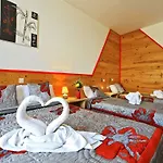 Bien-etre Aux Cypres De Hotel 3*