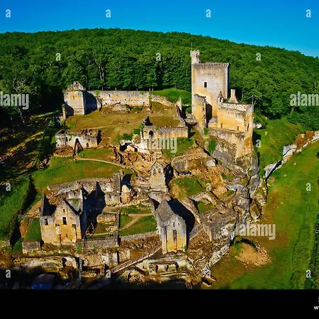 Bien-être Aux Cyprès De Marquay-calme Et élégance-laissez-vous Porter Par Ambiance Chaleureuse Où Chaque Instant Compte-découvrez Un Havre De Paix Où Nature Et Confort Se Marient Pour Vous Offrir Expérience Unique- Réservez Dès Aujourd' Marquay